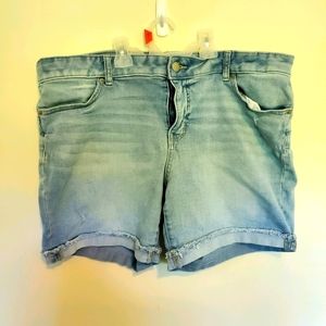 Light wash Jean shorts